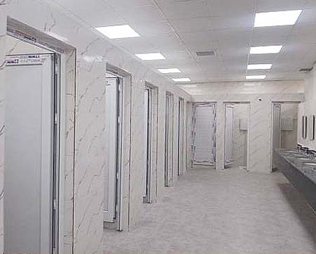 ایستگاه راه‌آهن آزادور