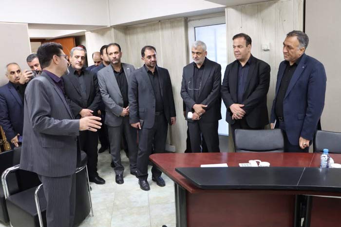 غلامحسین کریمی