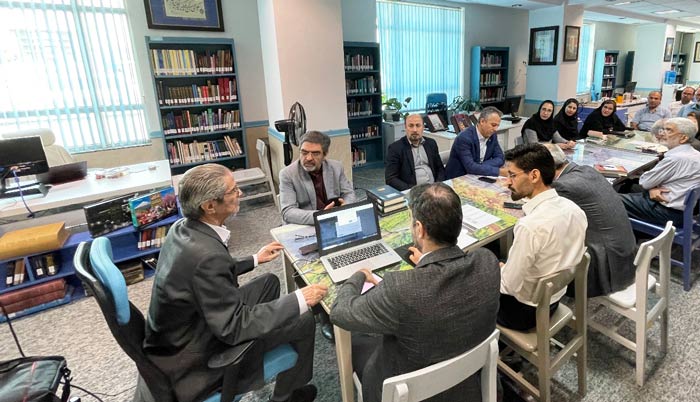 محمدکاظم مکملی