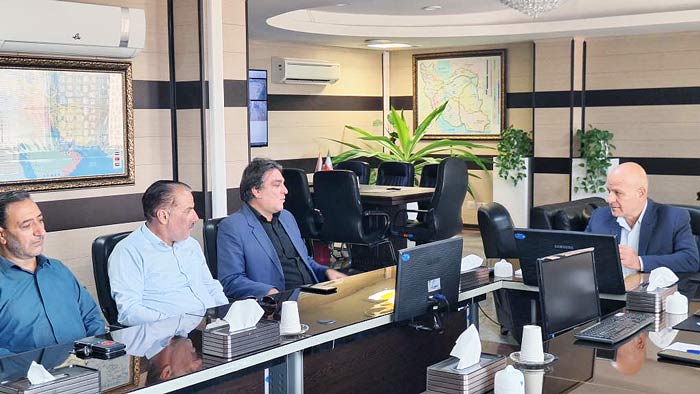 راهآهن شرق